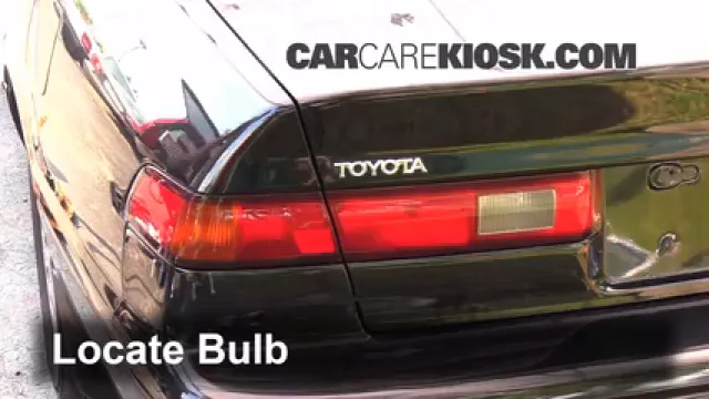 1998 Toyota Camry XLE 3.0L V6 Lights Turn Signal - Rear (replace bulb)